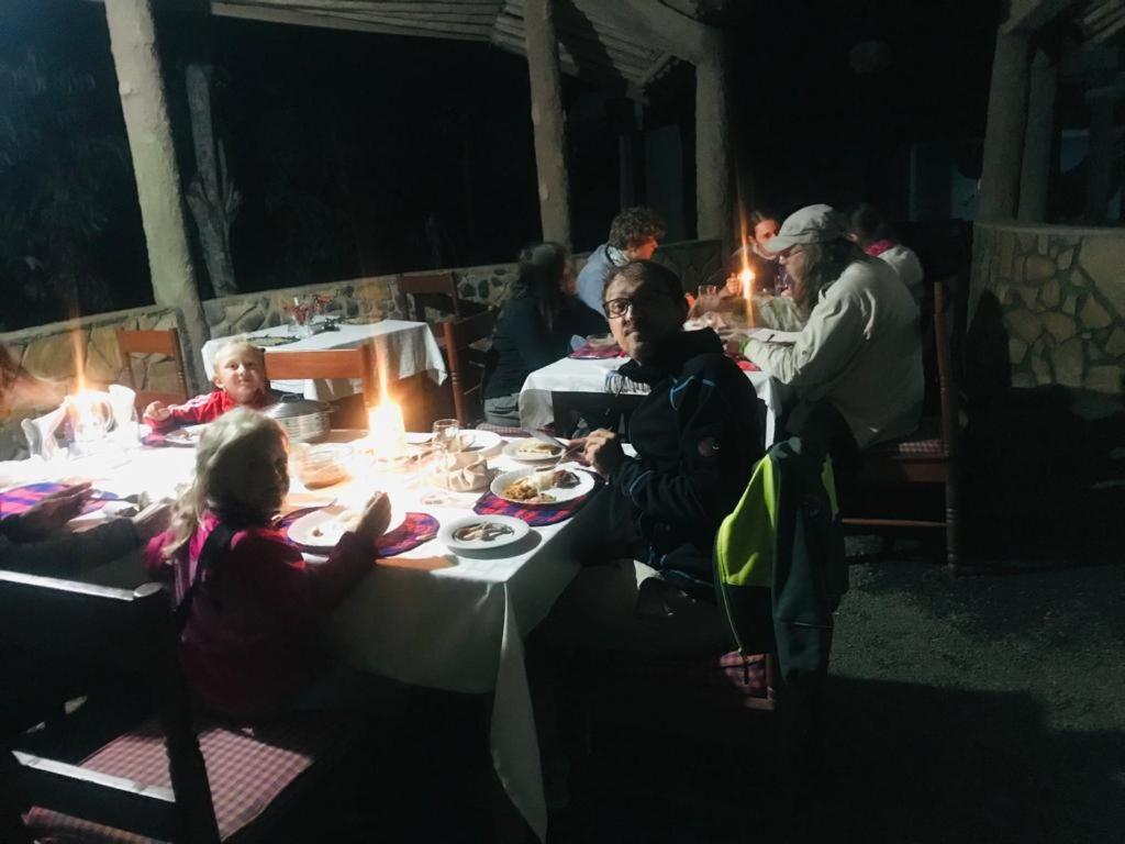 أروشا Songota Falls Lodge المظهر الخارجي الصورة