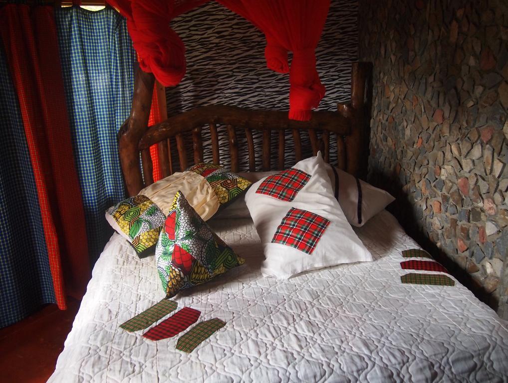 أروشا Songota Falls Lodge الغرفة الصورة